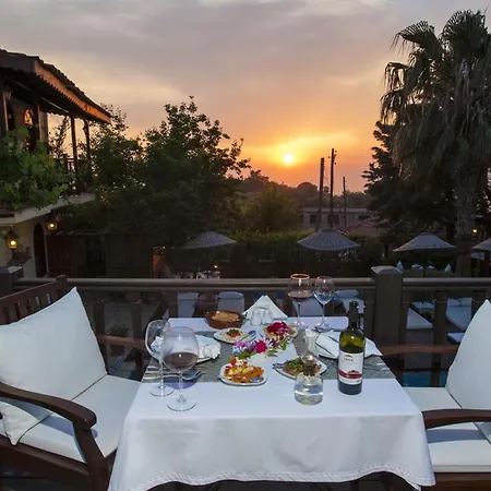 Paradise In Fethiye Sea View 4* فاراليا